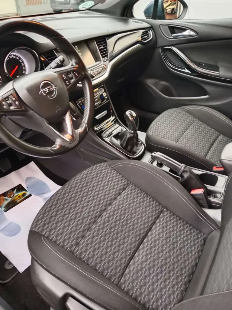 Compra venta Automóviles Hernández Pamplona