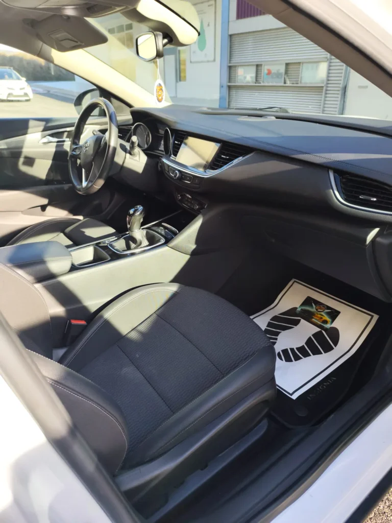 Compra venta Automóviles Hernández Pamplona