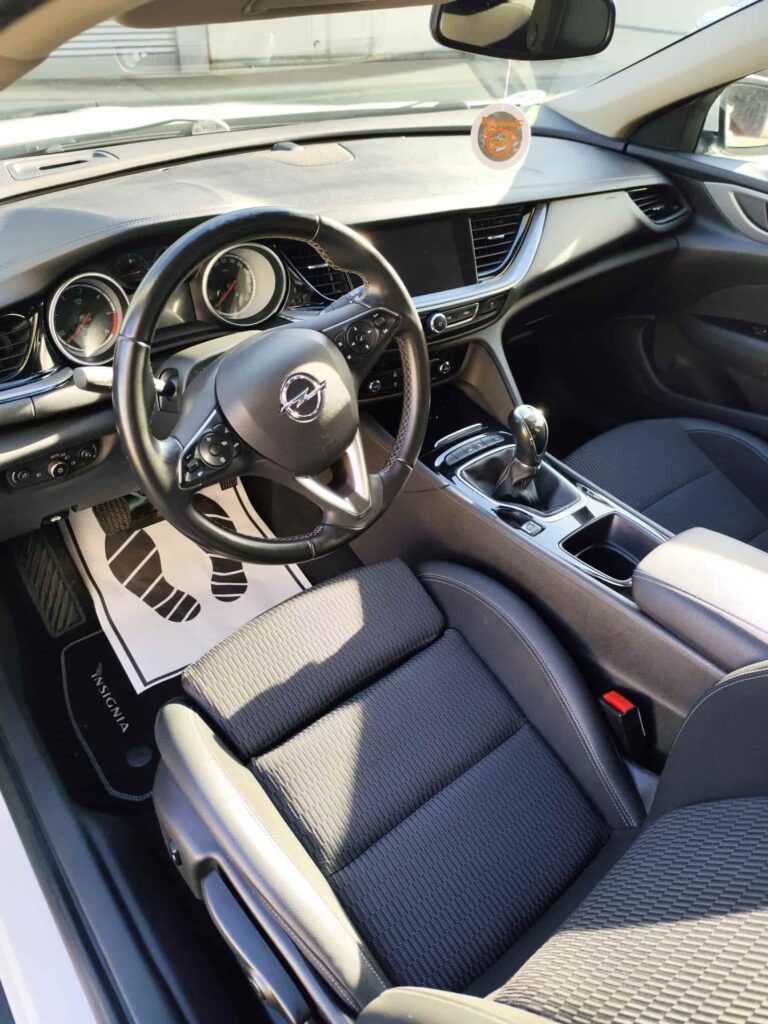 Compra venta Automóviles Hernández Pamplona